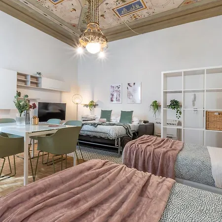 Wine Pinot Apartman Firenze