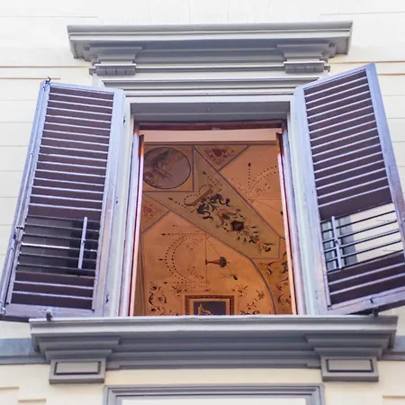 Wine Pinot Apartman Firenze